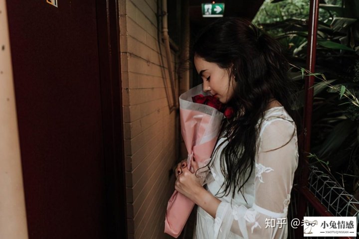 高情商问候女孩吃没吃饭