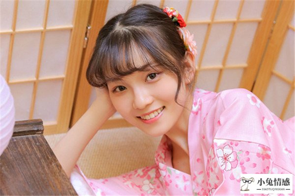 微信上怎么聊天谈恋爱 培养感情和交流