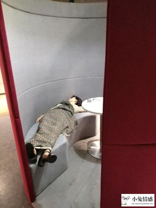 女人告诉男人年龄有什么想法_男人把心里事情告诉你_告诉我爱你,在我心里