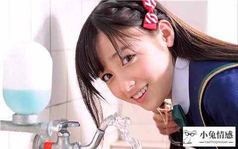 撒尿给女人看女人有什么想法_女人聊性是什么想法_一个男人对一个女人的一点想法