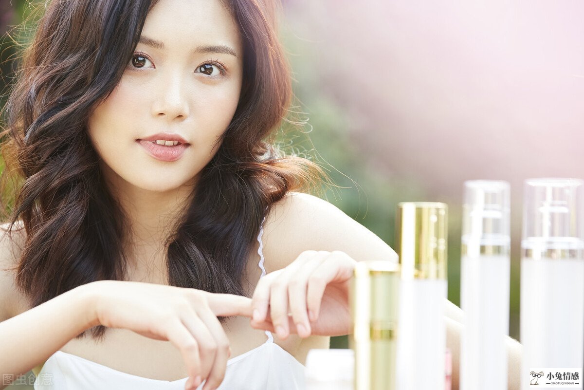 怎么低调的向女生表白？心洞情感告诉你成功的表白技巧