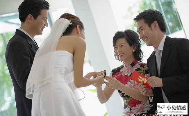 老公天天电脑该离婚吗_老公 精神出轨 离婚_老公出轨我该离婚吗