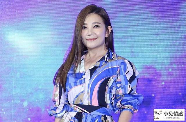 42岁梁静茹承认新恋情：谁说离婚女人不值钱，这种女人离婚也吃香