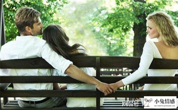 怀疑老婆出轨分居半年_分居两地的夫妻成语_为什么夫妻两地分居老婆容易出轨