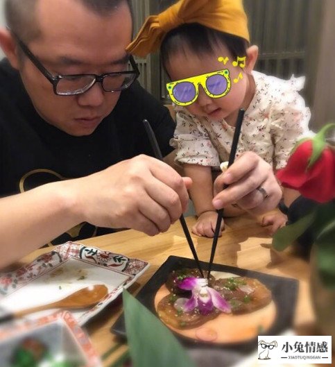 41岁涂磊曝光老婆正面照回应“离婚”消息，演绎铁汉柔情，网友却称看脸就知道是真爱
