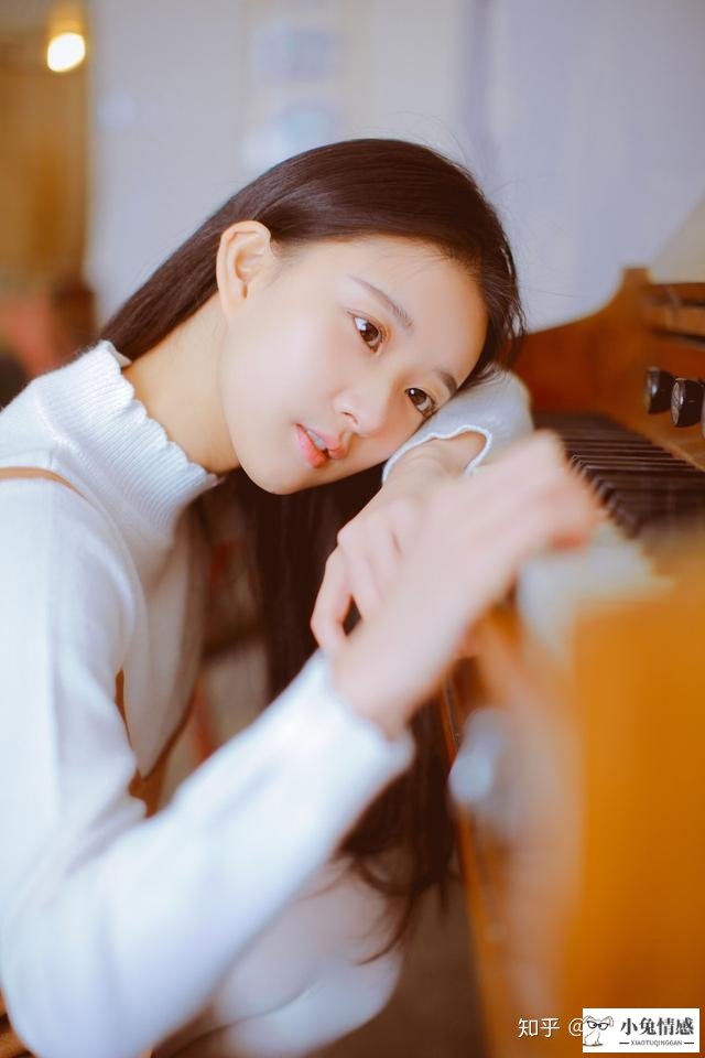 和女生表白的套路，三个高情商的方式，让她瞬间爱上你！