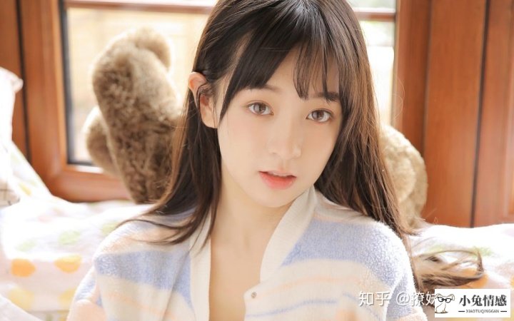 相亲见面聊什么不冷场？要会这样高情商聊天吸引她