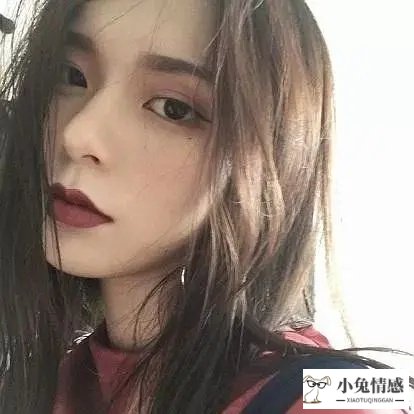 怎样追女孩聊天记录？怎么和女生聊天，才能拉近关系？
