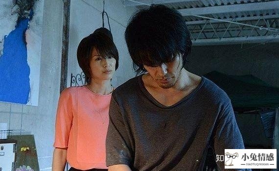 有婚外情的男人心里爱谁_50岁男人婚外情的心里_男人婚外情老婆让男人狠甩小三