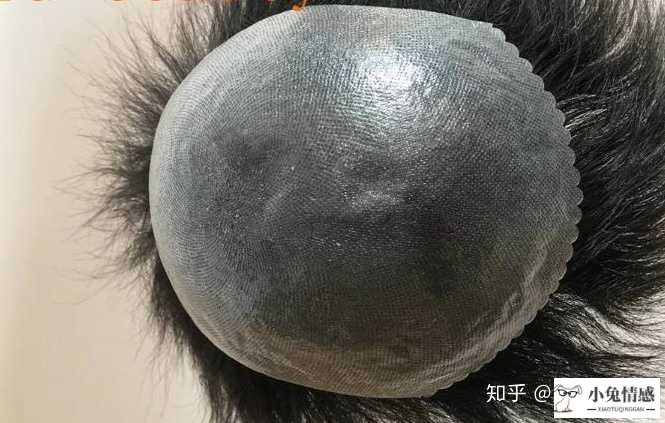 <b>男性每天戴假发生活是一种怎样的体验？</b>