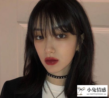 搭讪技巧幽默第一句话_qq搭讪开场白幽默_和妹子搭讪幽默技巧
